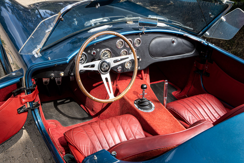 AC Shelby Cobra Mk II 289
