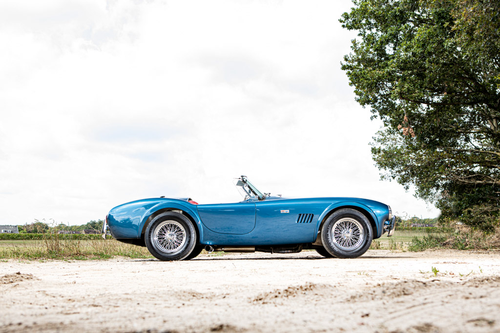 AC Shelby Cobra Mk II 289