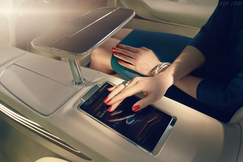 BMW Vision Future Luxury