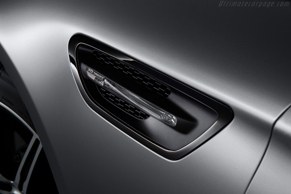 BMW M5 30th Anniversary