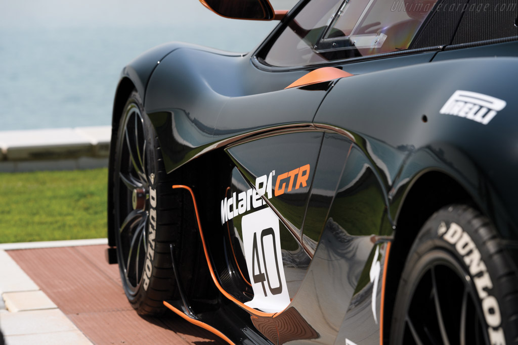 McLaren P1 GTR