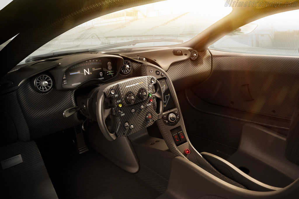 McLaren P1 GTR