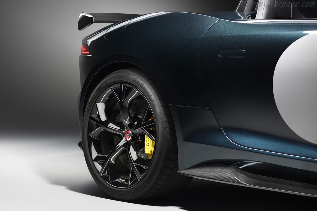 Jaguar F-Type Project 7