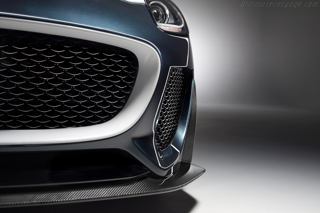 Jaguar F-Type Project 7