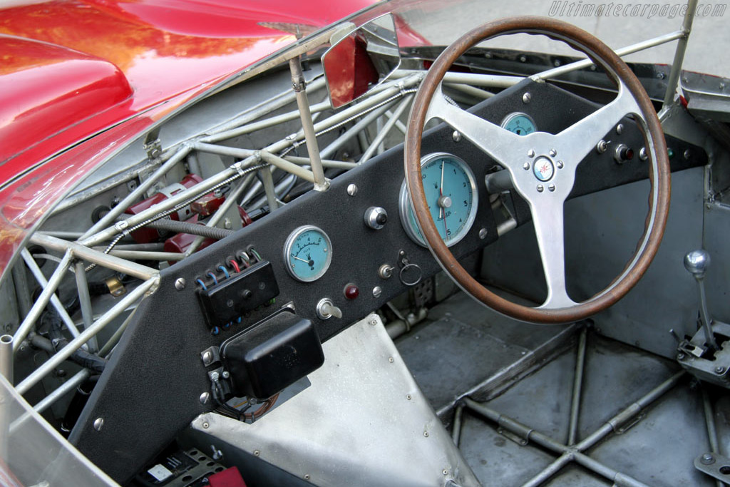 Maserati Tipo 60 Birdcage - Chassis: 2460  - 2005 New York City Concours d'Elegance