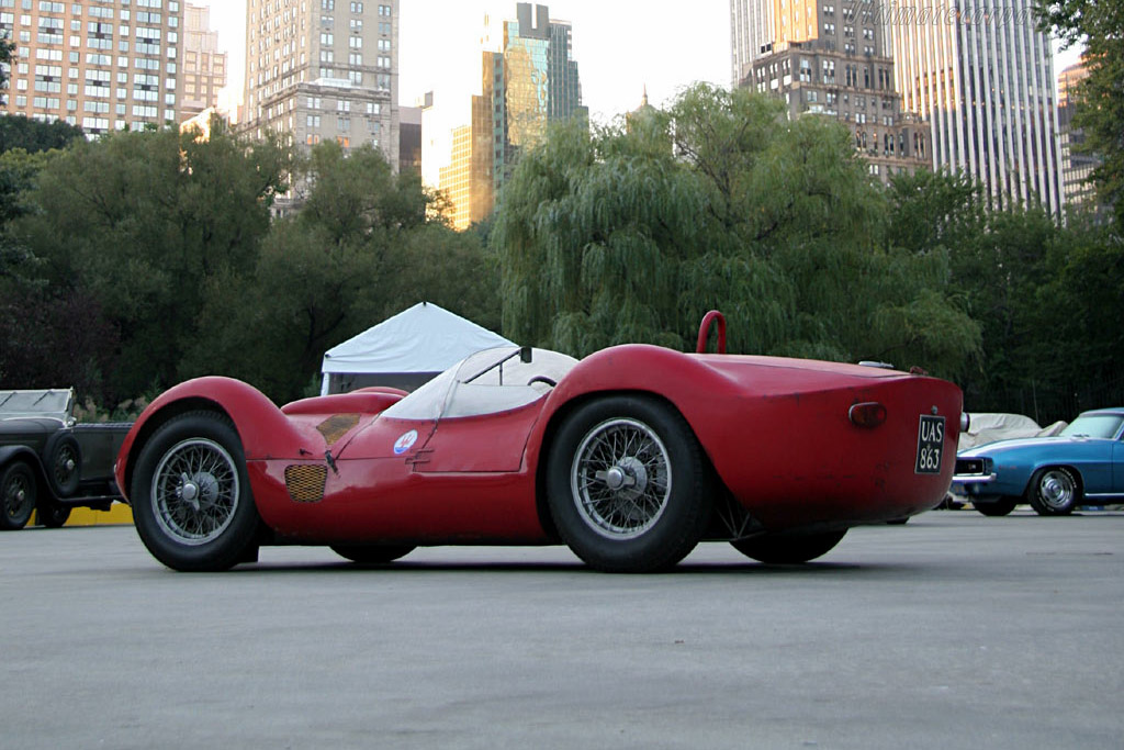 Maserati Tipo 60 Birdcage - Chassis: 2460  - 2005 New York City Concours d'Elegance