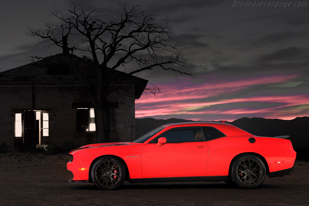 Dodge Challenger SRT Hellcat