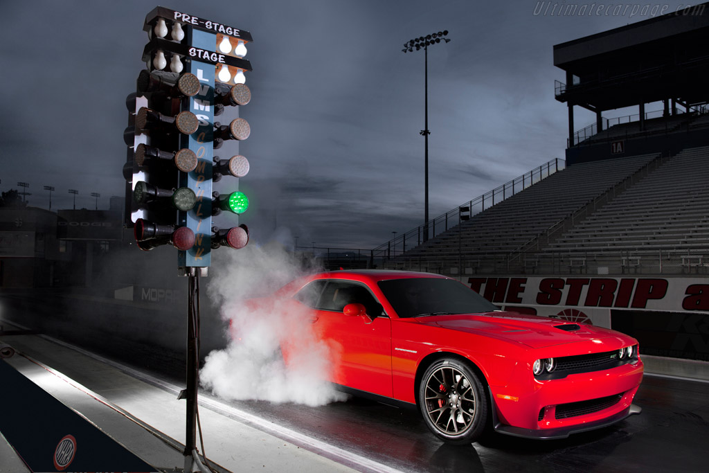Dodge Challenger SRT Hellcat