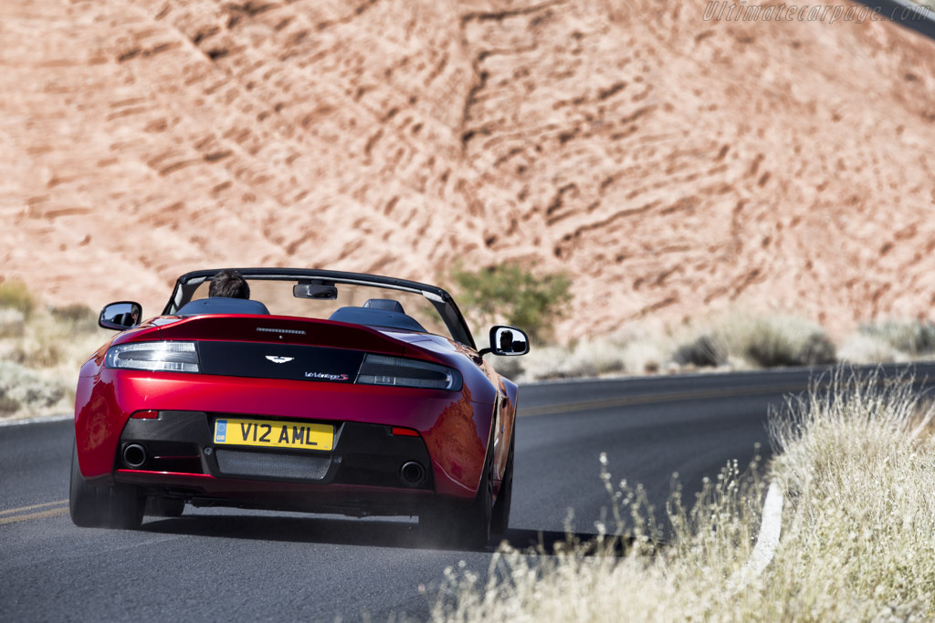 Aston Martin V12 Vantage S Roadster