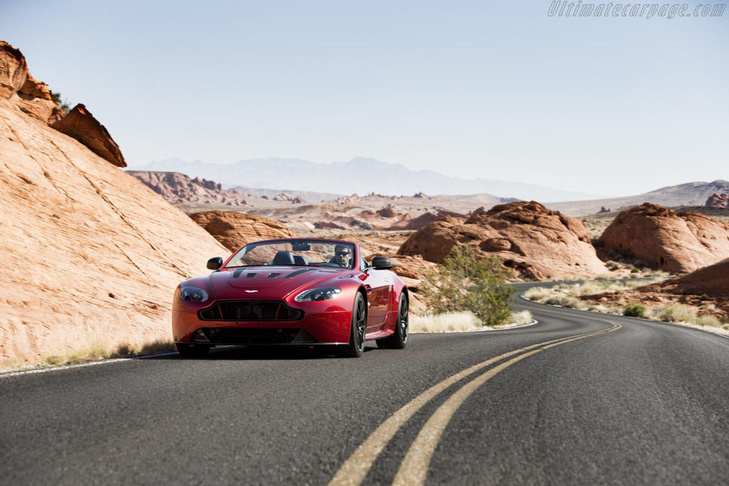 Aston Martin V12 Vantage S Roadster
