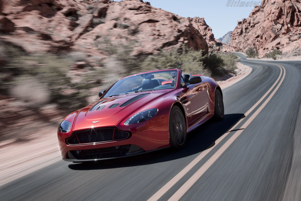 Aston Martin V12 Vantage S Roadster