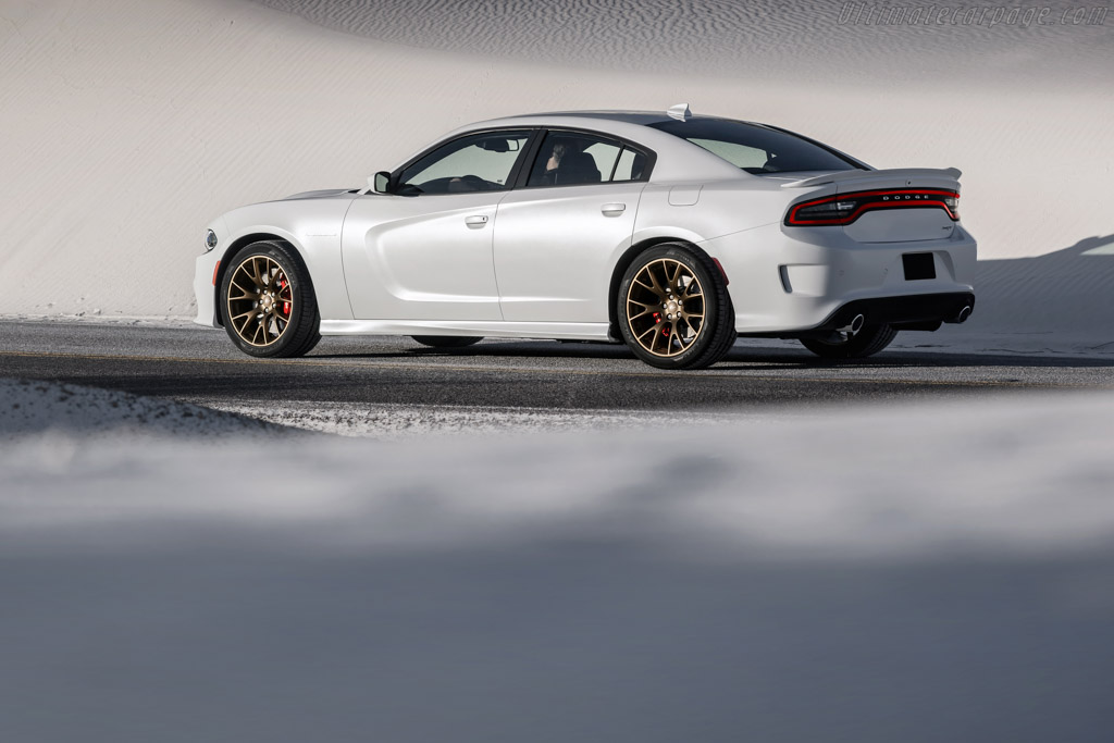 Dodge Charger SRT Hellcat