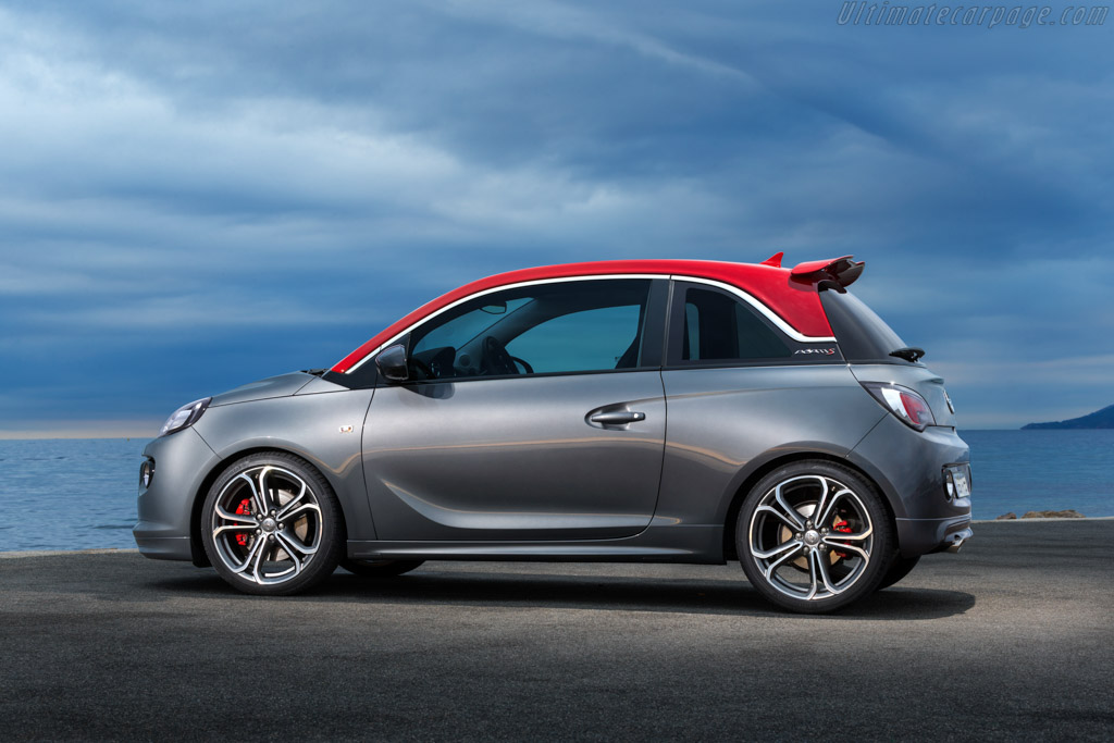 Opel Adam S