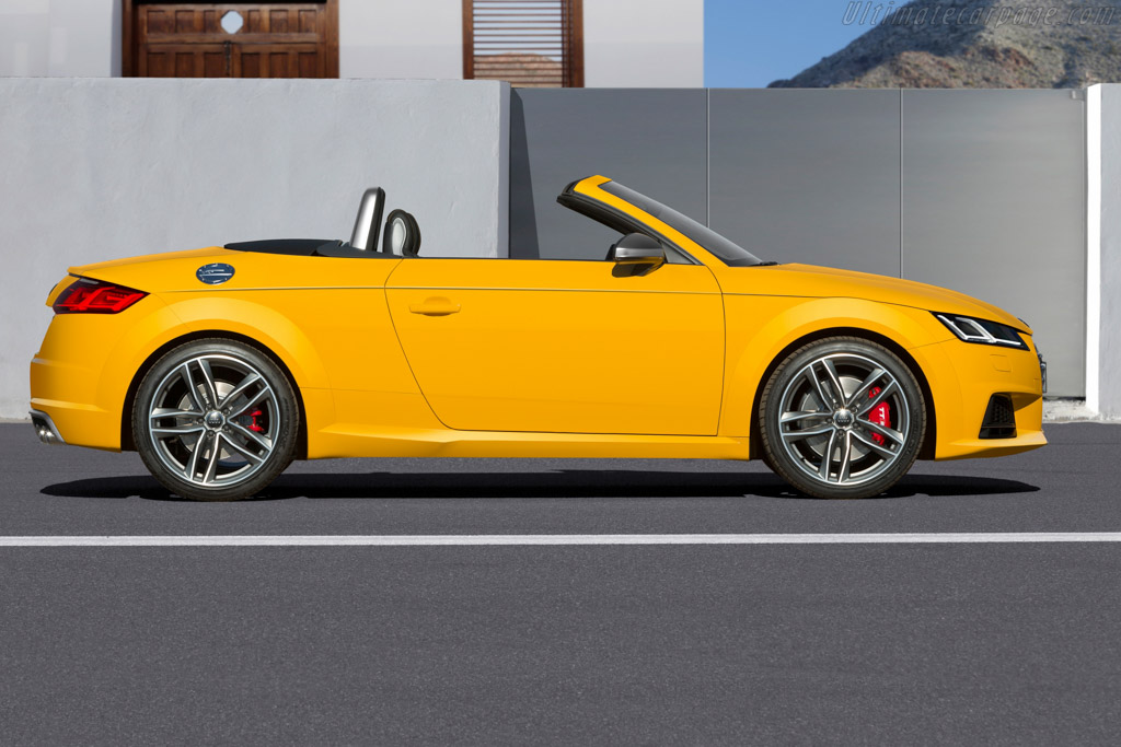Audi TTS Roadster