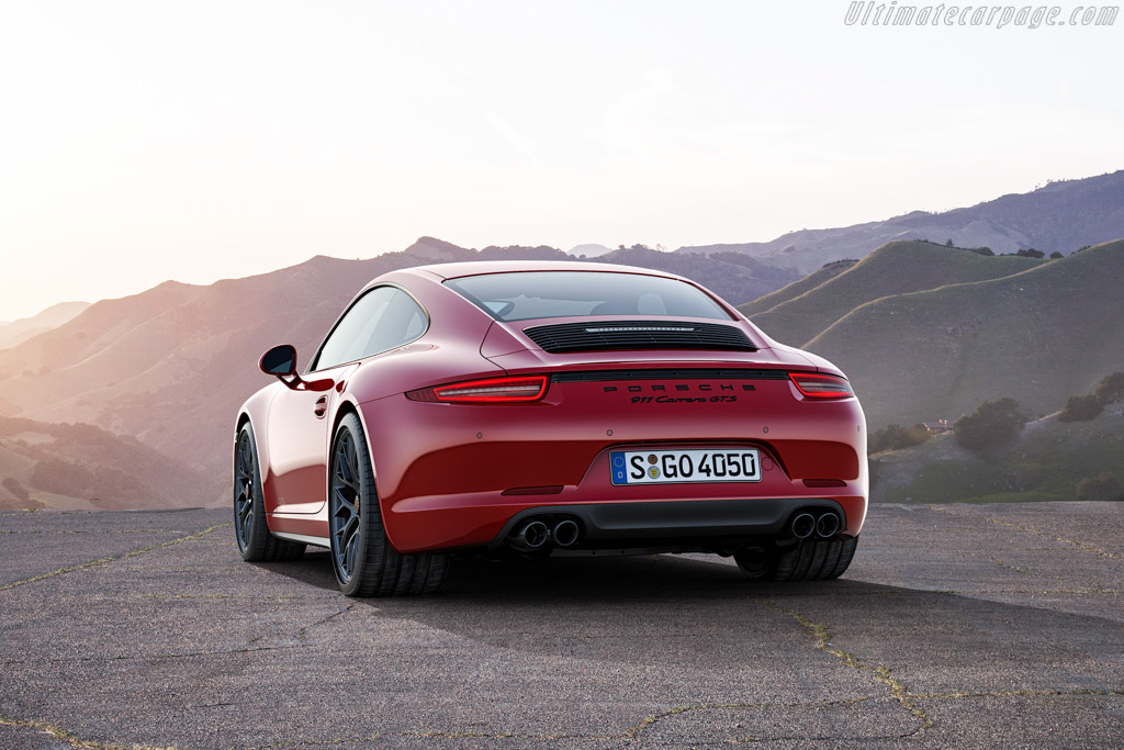 Porsche 911 Carrera GTS