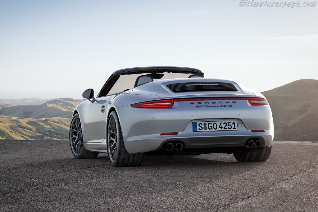 Porsche 911 Carrera 4 GTS Cabriolet