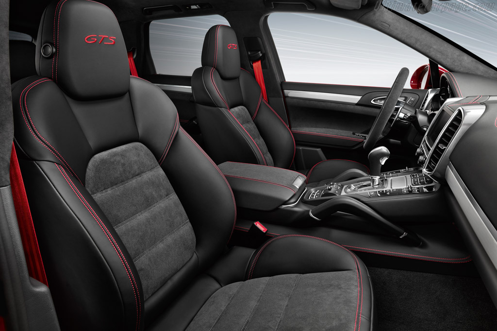 Porsche Cayenne GTS