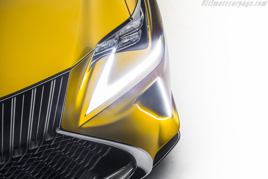 Lexus LF-C2