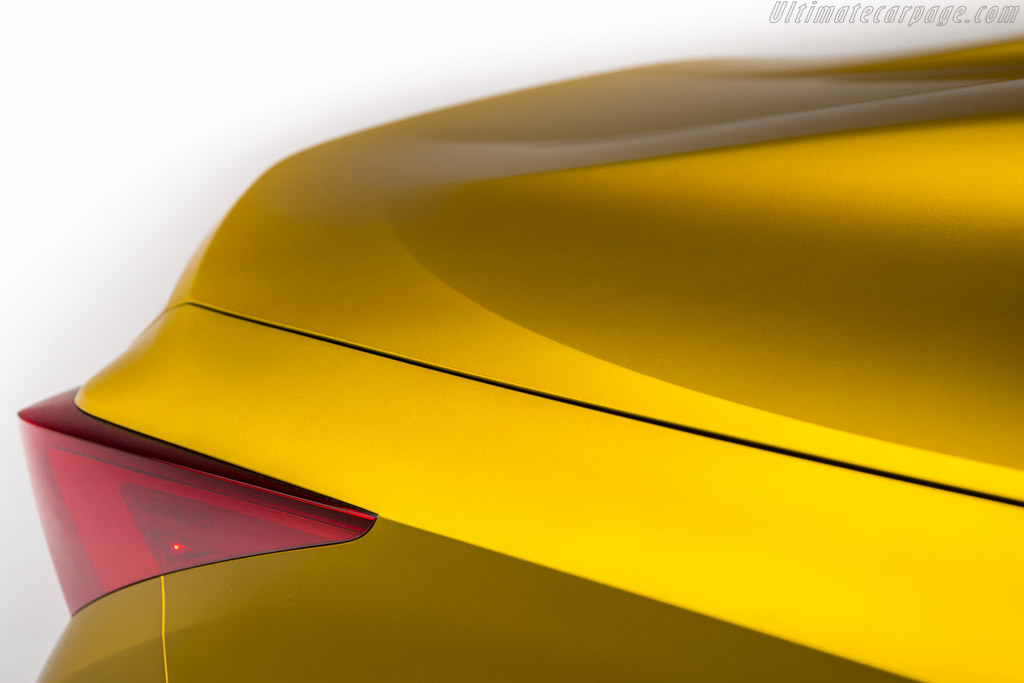 Lexus LF-C2