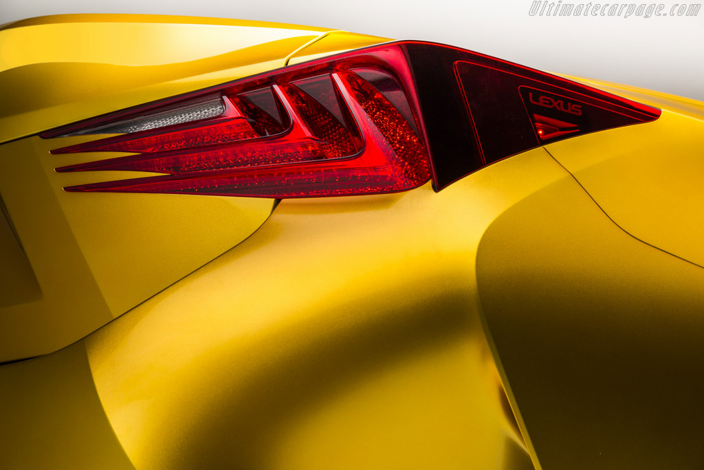 Lexus LF-C2
