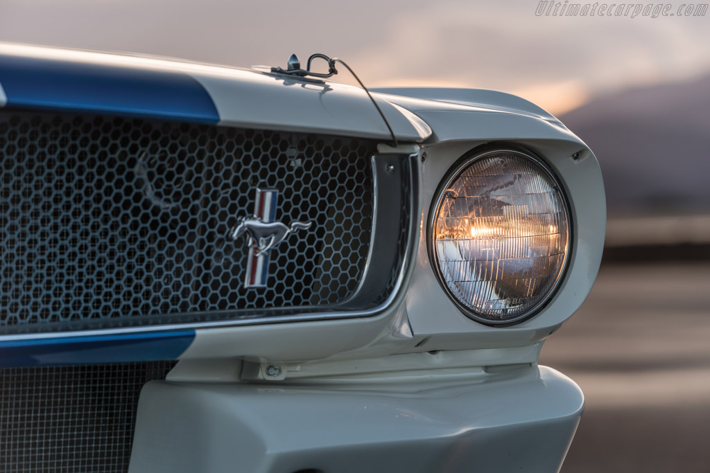 Ford Shelby Mustang GT350 R