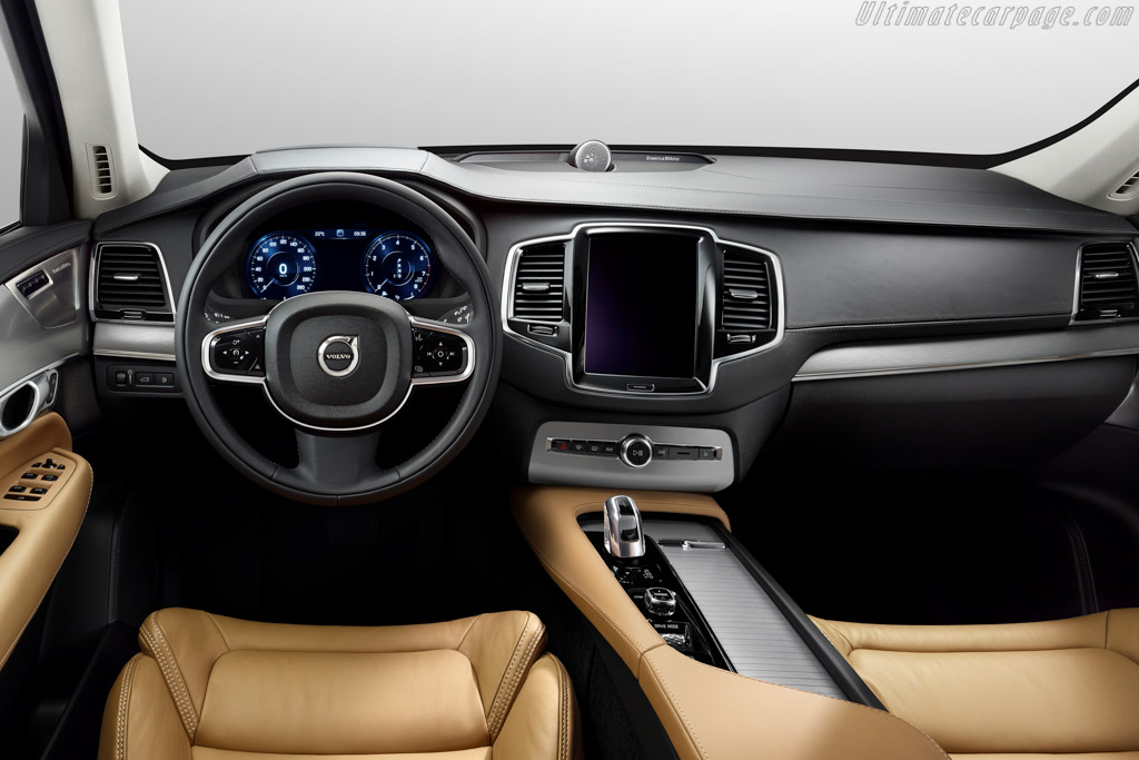 Volvo XC90 T8