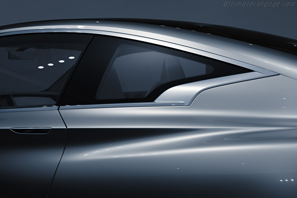 Infiniti Q60 Concept