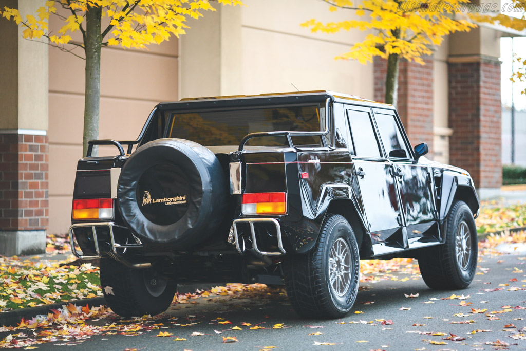 Lamborghini LM002