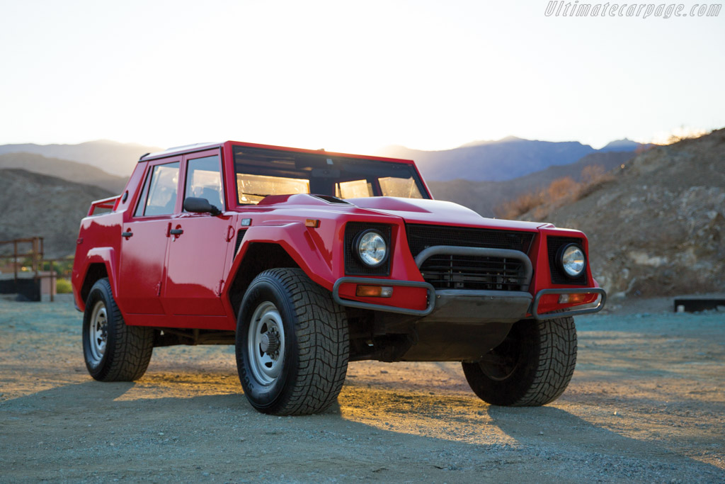 Lamborghini LM002