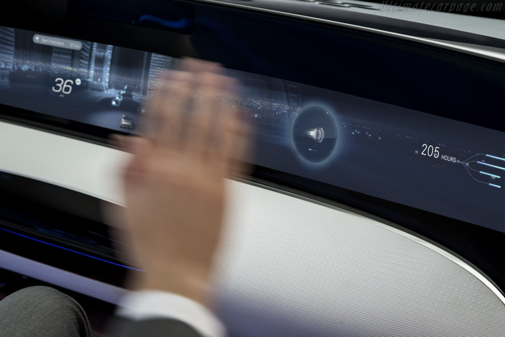 Mercedes-Benz F 015 Luxury in Motion