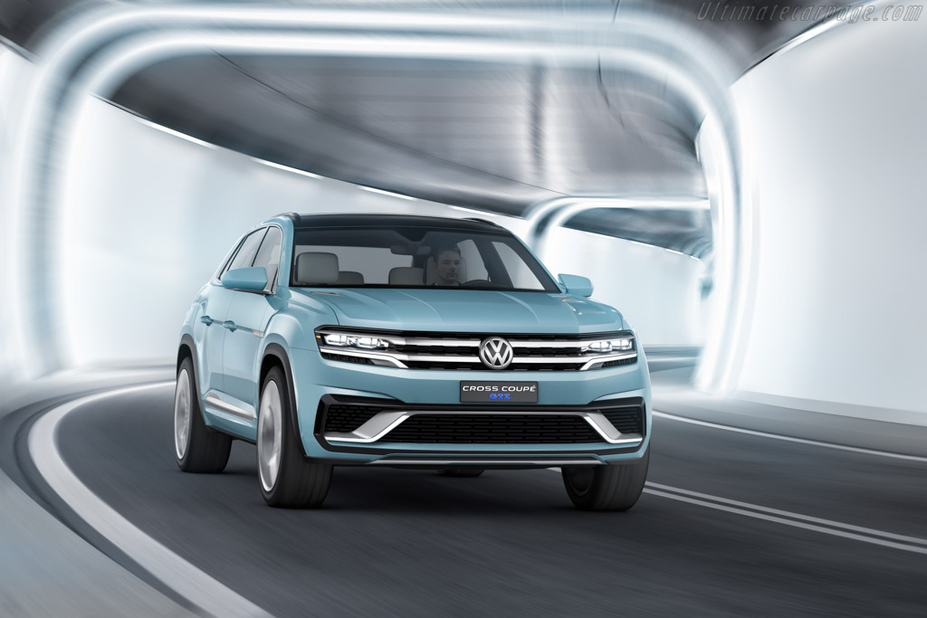 Volkswagen Cross Coupé GTE Concept