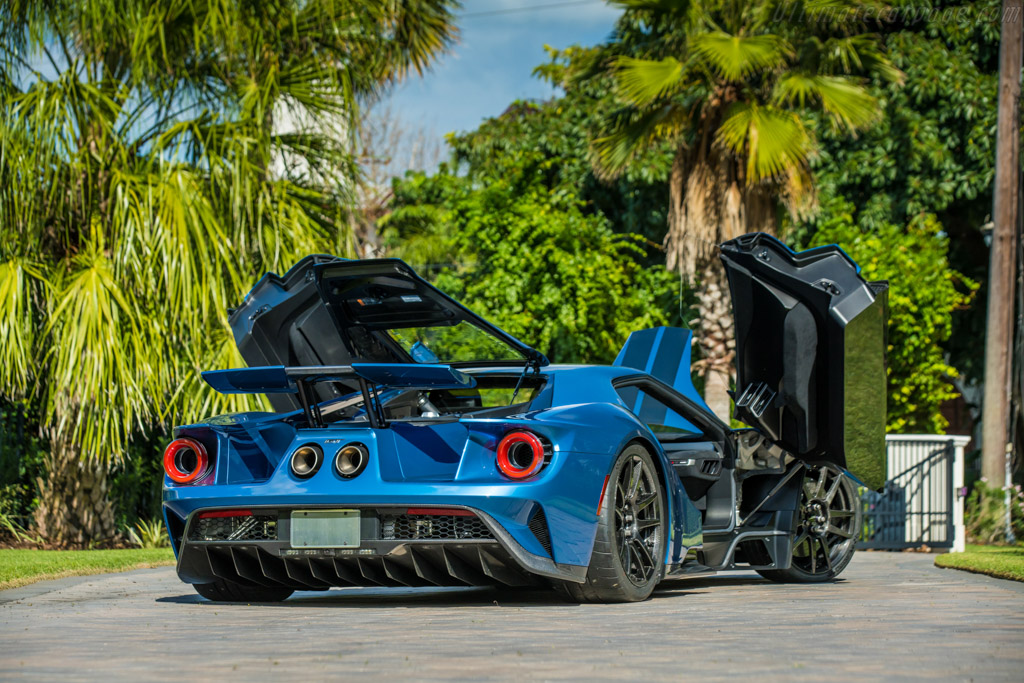 Ford GT