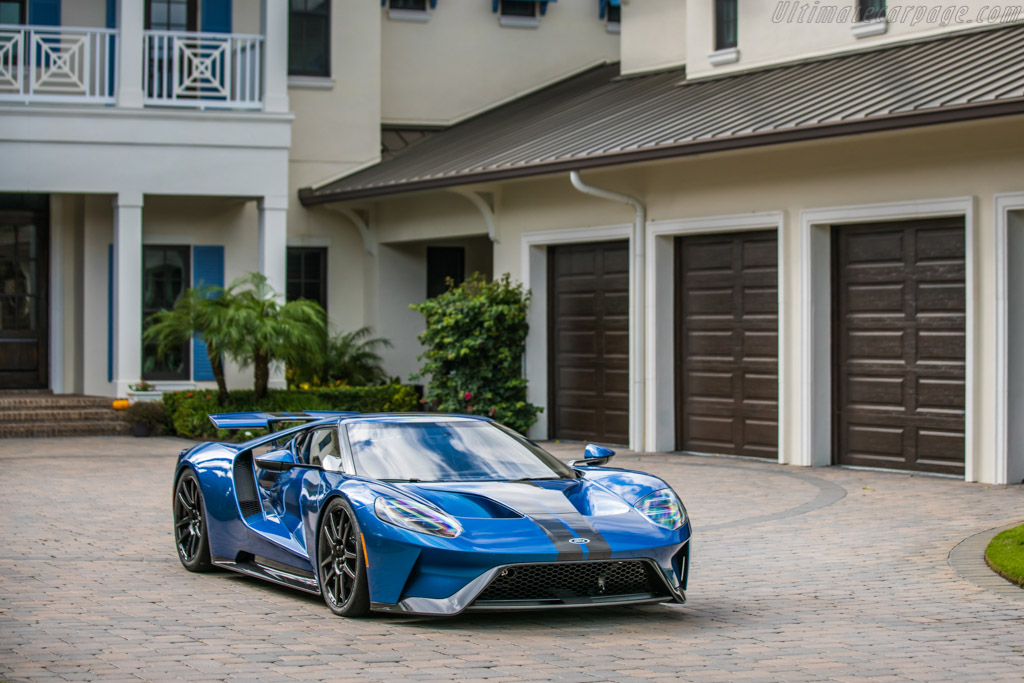 Ford GT