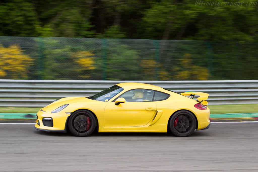 Porsche Cayman GT4   - 2015 Modena Trackdays