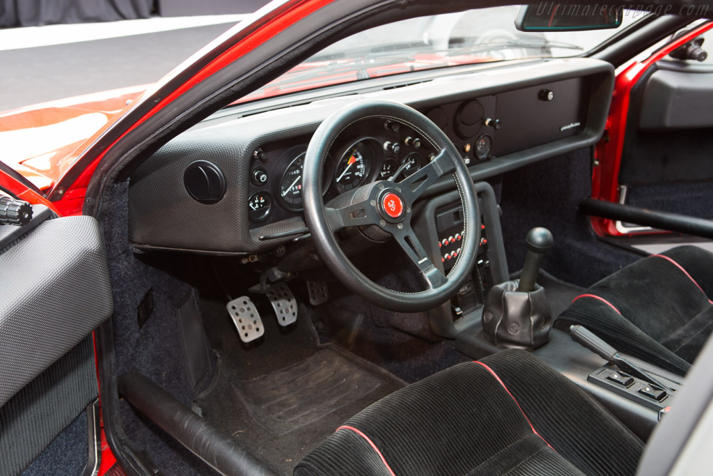 Lancia 037 Stradale - Chassis: ZLA151AR0 00000045  - 2015 Retromobile