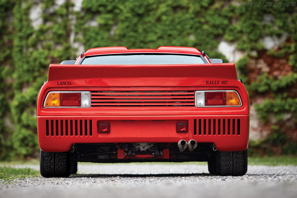 Lancia 037 Stradale