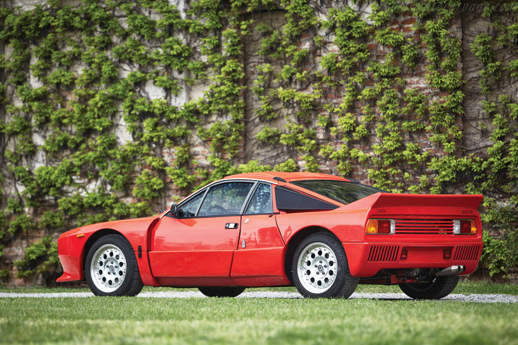 Lancia 037 Stradale