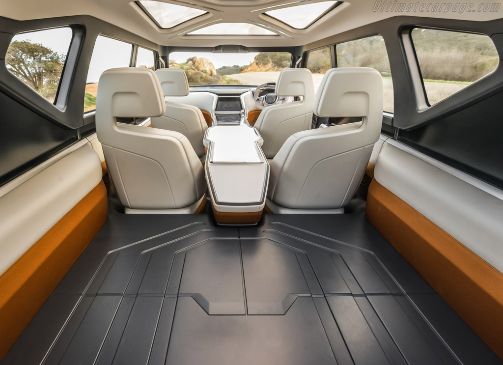 Mitsubishi GC-PHEV Concept