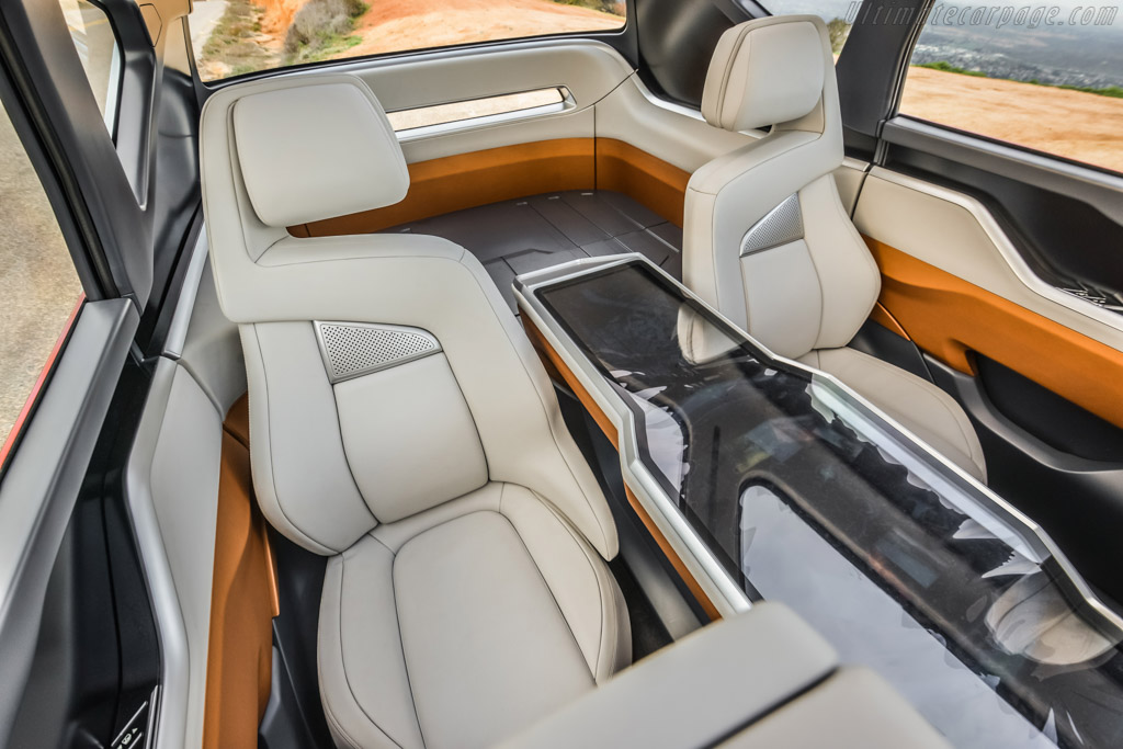 Mitsubishi GC-PHEV Concept