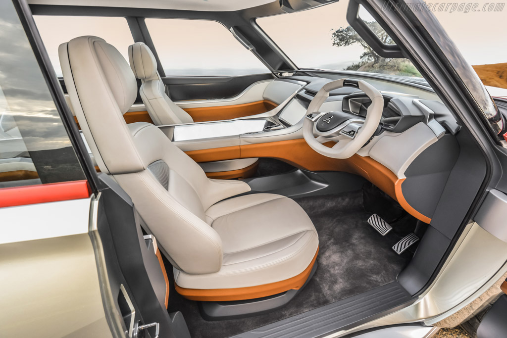 Mitsubishi GC-PHEV Concept