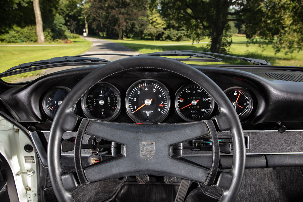 Porsche 911 Carrera RS 2.7 Touring