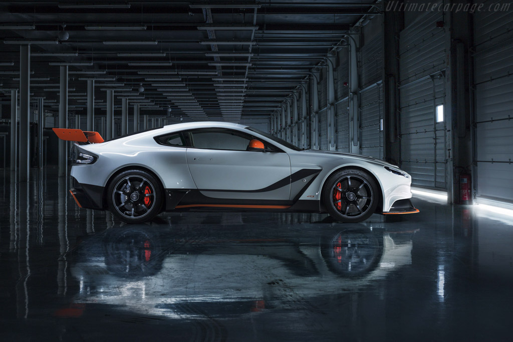 Aston Martin V12 Vantage GT12 Special Edition