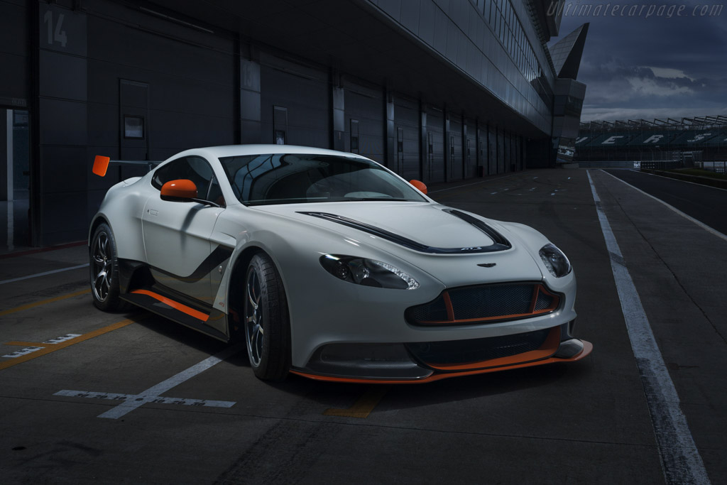 Aston Martin V12 Vantage GT12 Special Edition