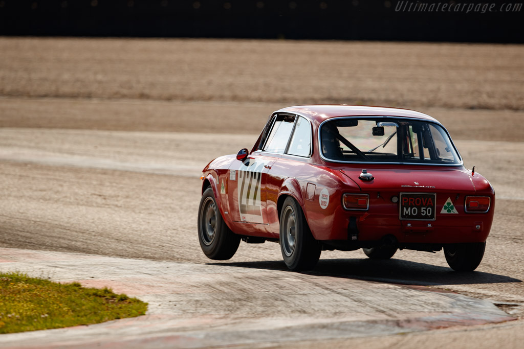 Alfa Romeo Giulia 1600 GTA Corsa - Chassis: AR613075  - 2022 Grand Prix de l'Age d'Or