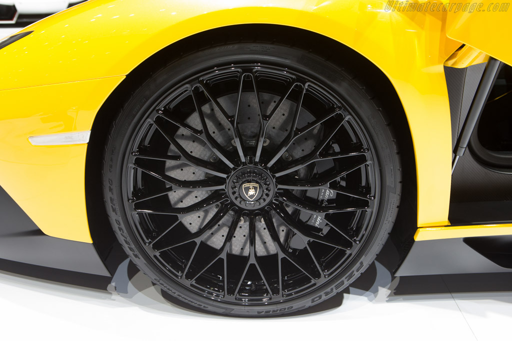 Lamborghini Aventador LP750-4 SV   - 2015 Geneva International Motor Show