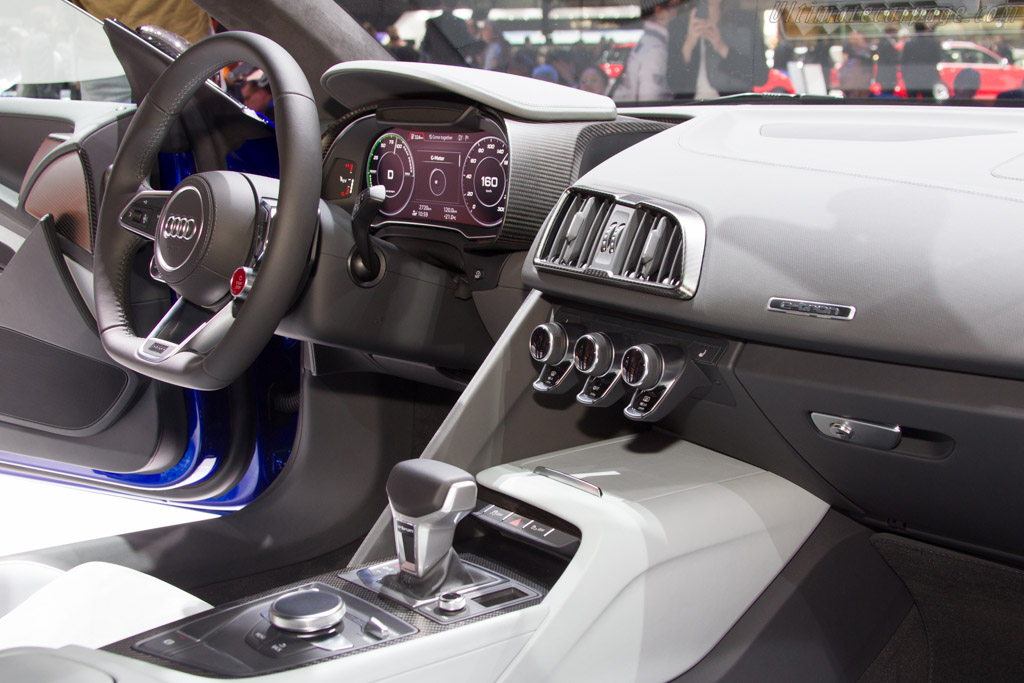 Audi R8 e-tron   - 2015 Geneva International Motor Show
