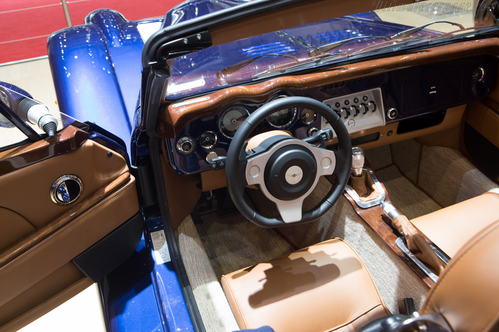 Morgan Aero 8   - 2015 Geneva International Motor Show