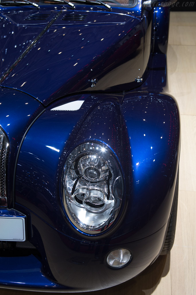 Morgan Aero 8   - 2015 Geneva International Motor Show