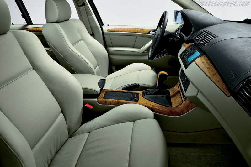 BMW E53 X5 4.4i