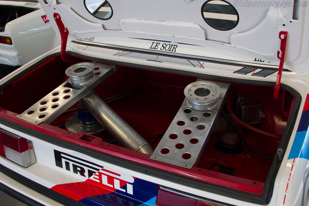 BMW 635 CSi Group A - Chassis: E24 RA2-79  - 2016 Dix Mille Tours